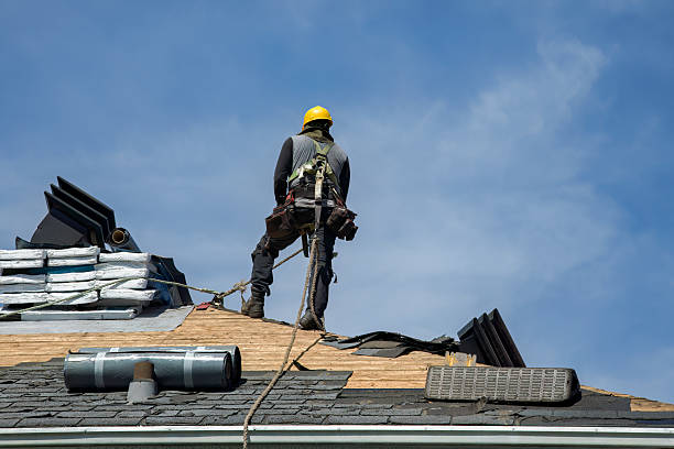 Professional Gutter Installation technician working in Exline, IA